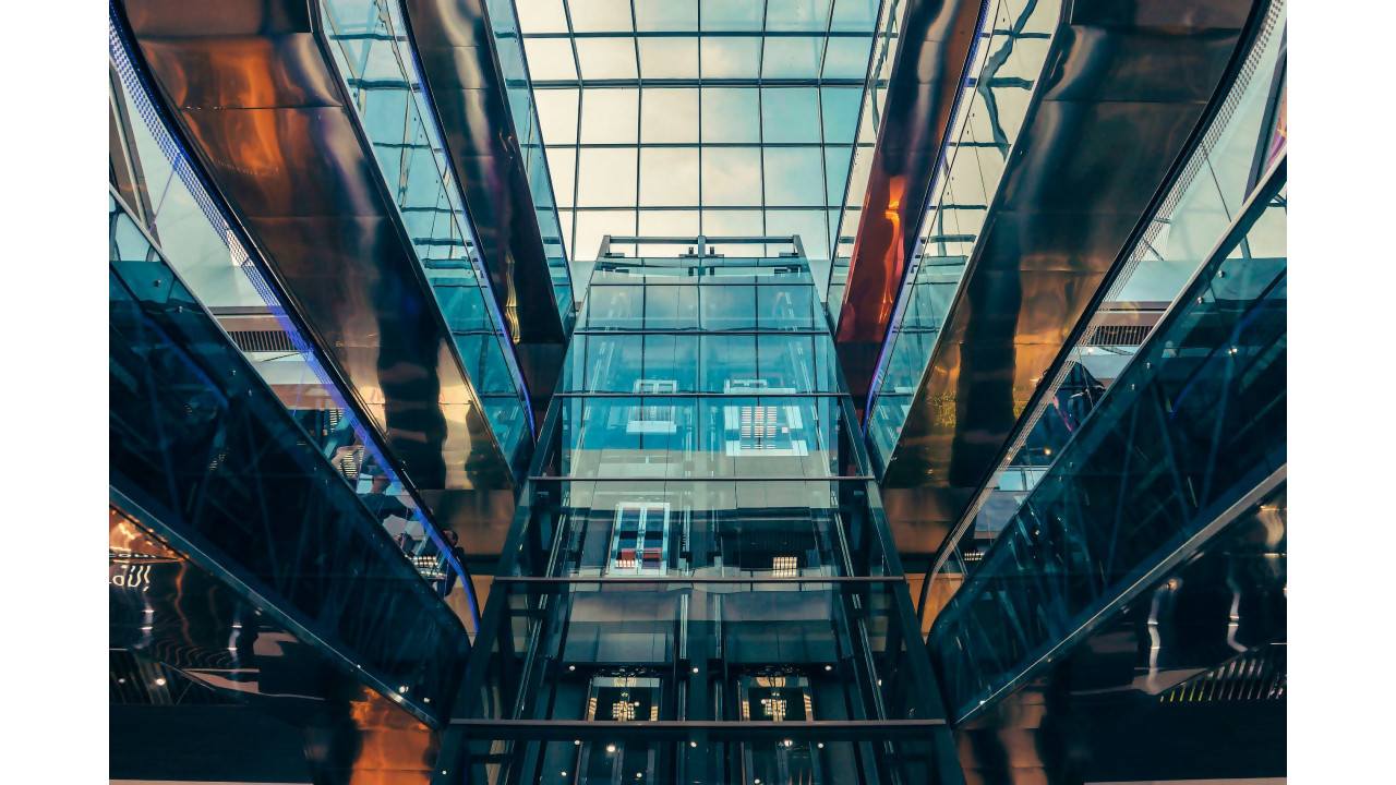 Закаленное стекло - особенности и преимущества