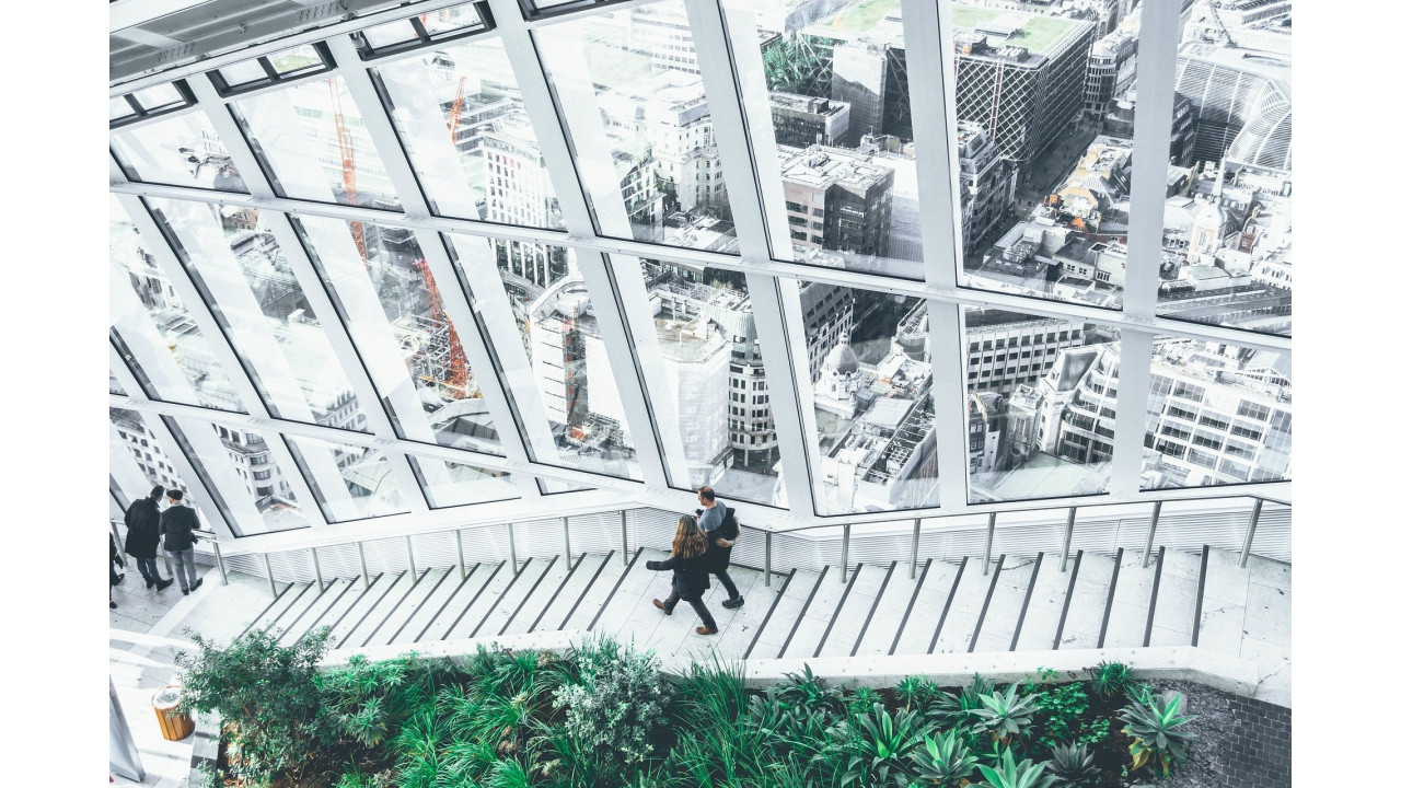 СНиП на лестничные ограждения из стекла