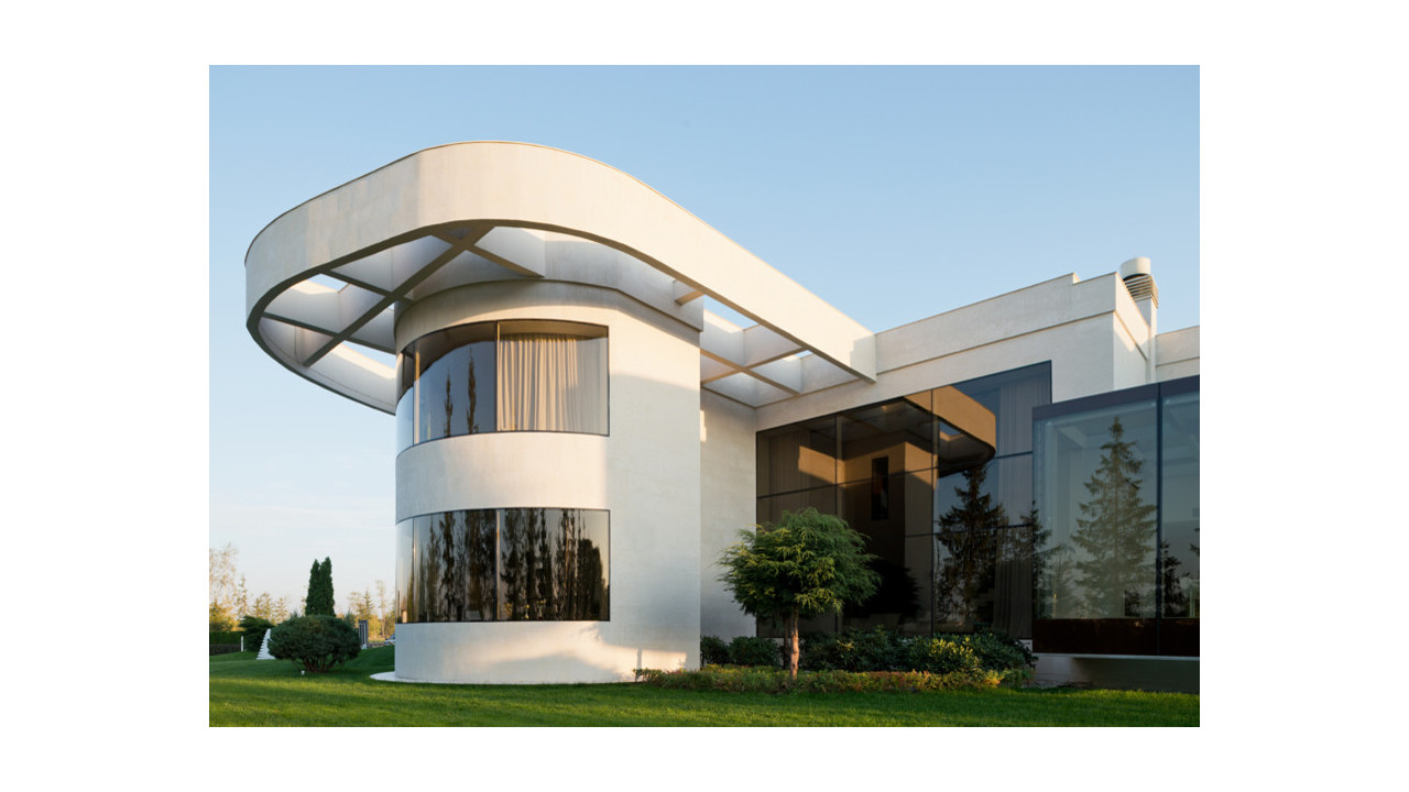 Изготовление гнутого стекла для реализации интересных проектов и воплощения дизайнерских идей